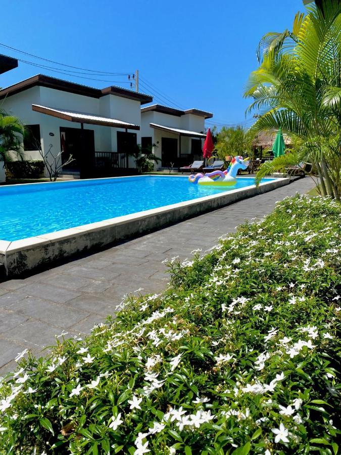 Yindee Lanta Villas Koh Lanta Exterior foto